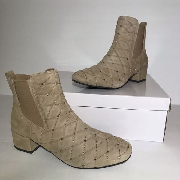 Isaac Mizrahi Live! Quilted Suede Ankle Boot - Picture 4 of 7